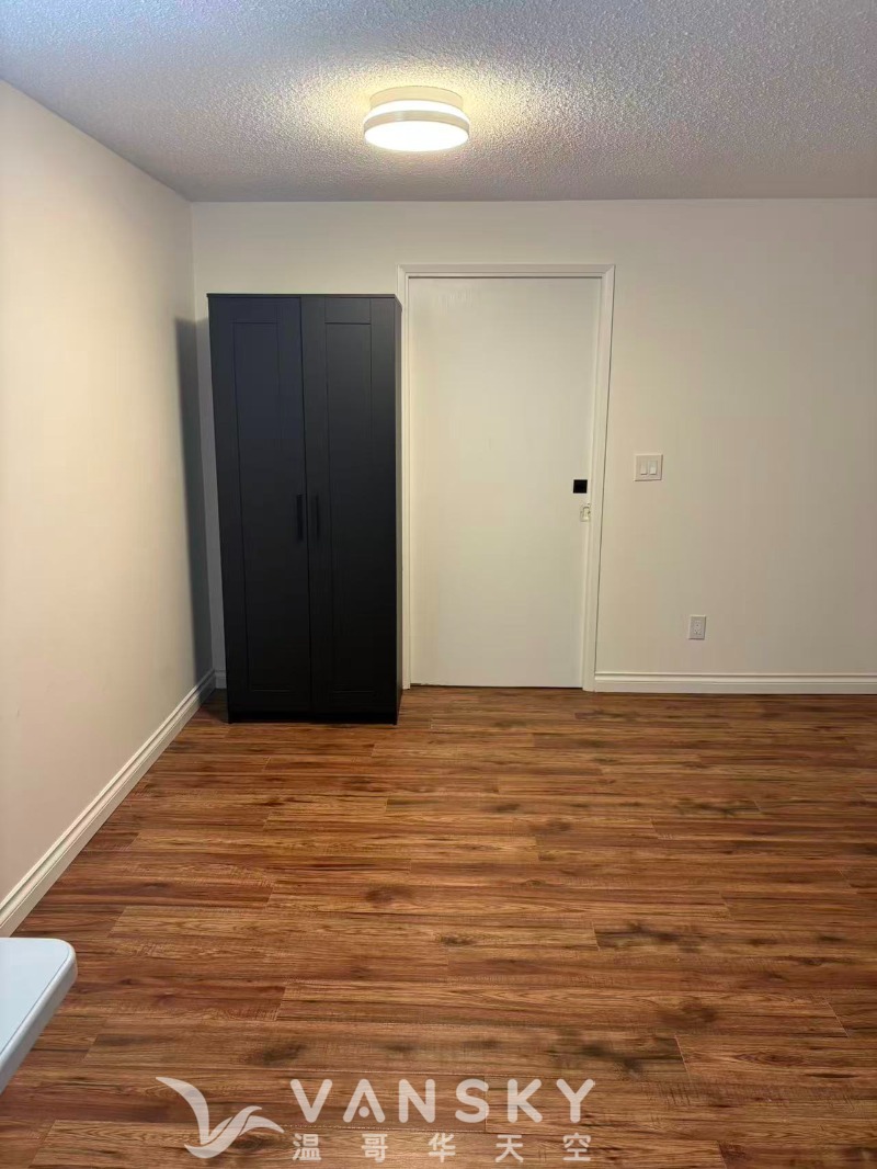 251116100639_1 room -3.jpg